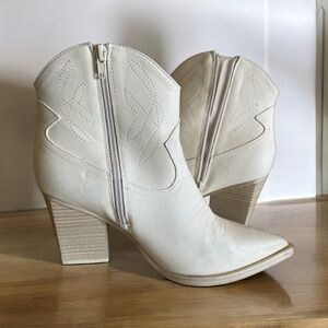 Altar’d State Suede Cowboy Ankle Bootie Bone Color Size 10 Fireside Footwear